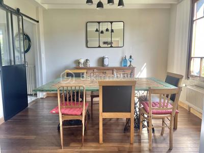 Maison bourgeoise - 108 m² - 6 pièces