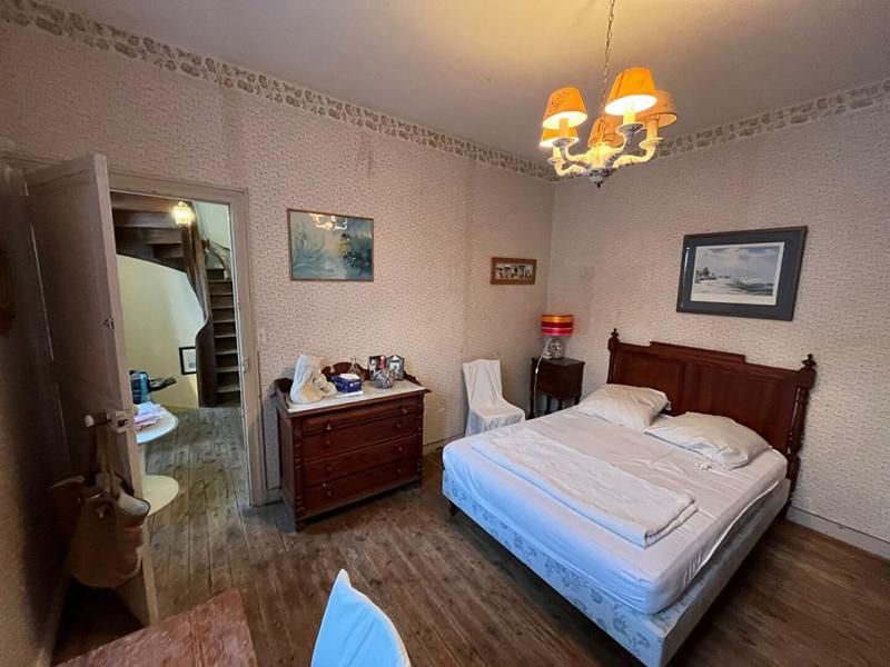 Maison - 165 m² - 7 pièces