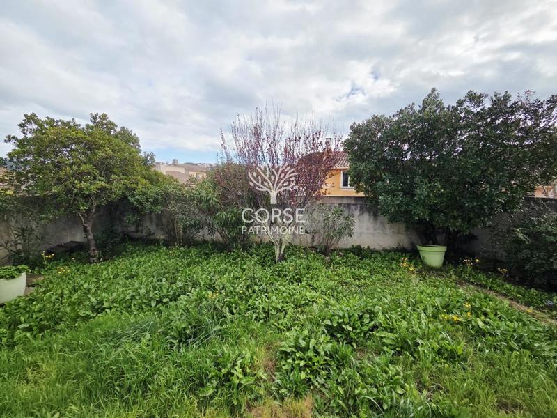 Maison de ville - 110 m² - 5 pièces