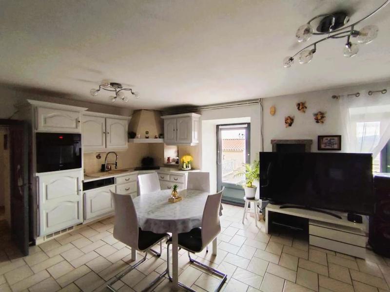 Maison en pierre - 124 m² - 6 pièces