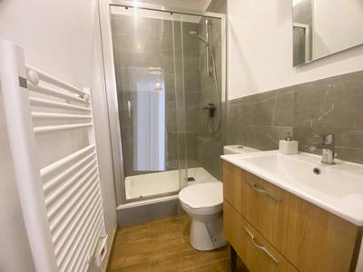 Appartement - 76 m² - 5 pièces