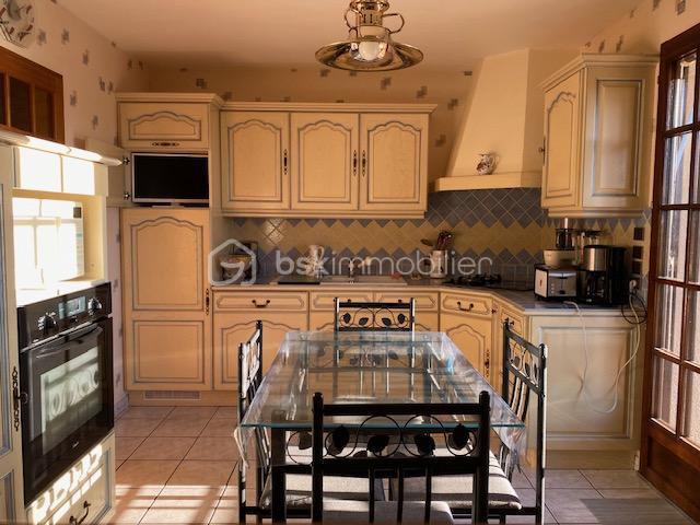 Maison traditionnelle - 119 m² - 6 pièces