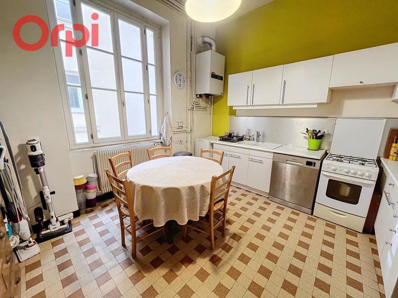 Appartement - 134 m² - 4 pièces