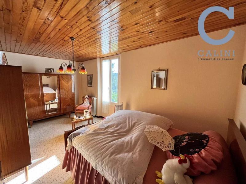 Maison de village - 139 m² - 5 pièces