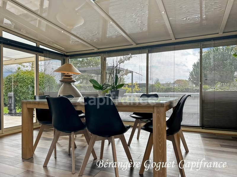 Maison - 153 m² - 8 pièces