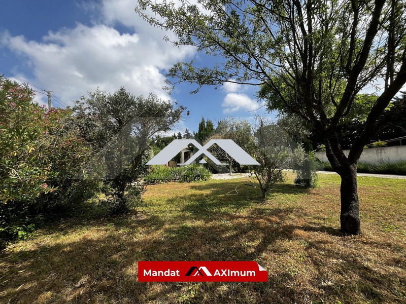 Maison - 202 m² - 6 pièces