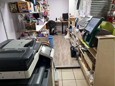 Fonds de commerce - Local commercial - 64 m²