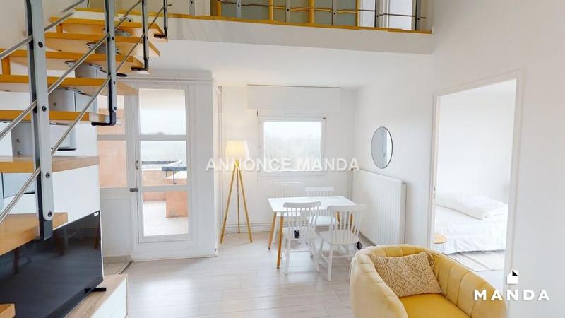 Chambre - 9 m² - 6 pièces