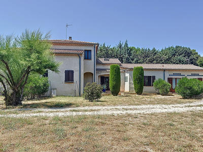 Maison - 227 m² - 7 pièces