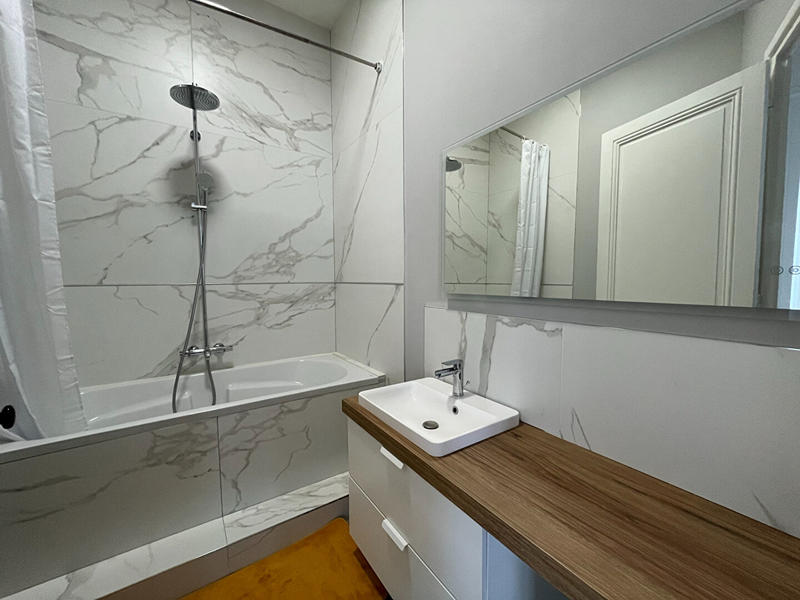 Appartement - 75 m² - 3 pièces