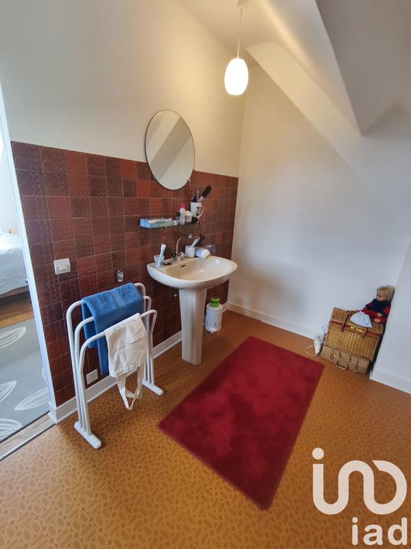 Maison - 137 m² - 6 pièces