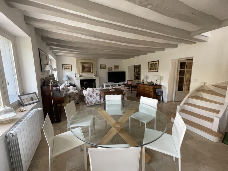 Maison - 150 m² - 8 pièces