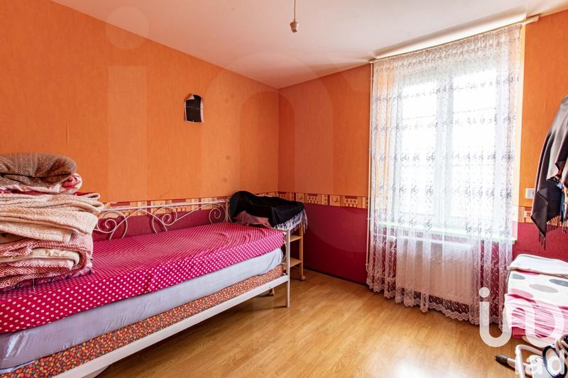 Maison - 330 m² - 15 pièces