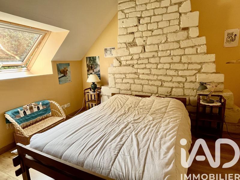 Maison - 221 m² - 7 pièces