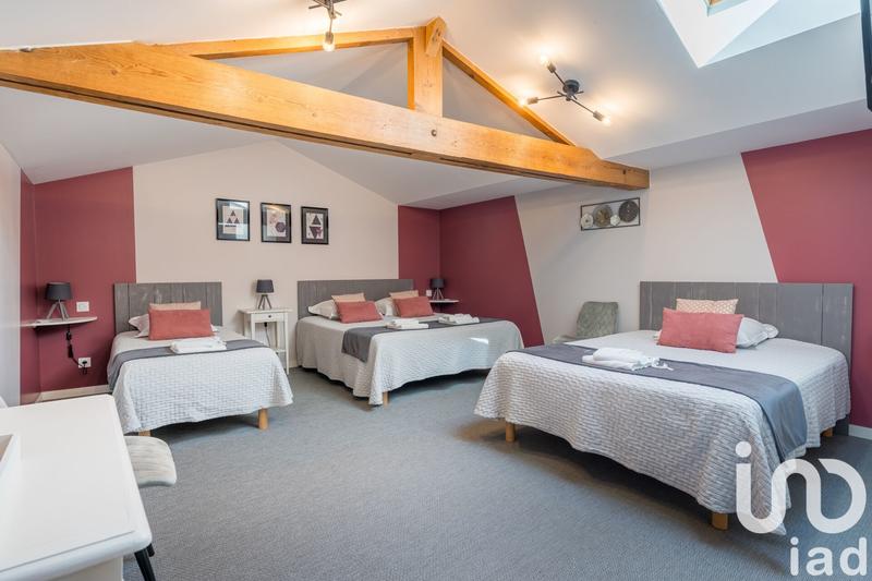 Maison - 360 m² - 14 pièces