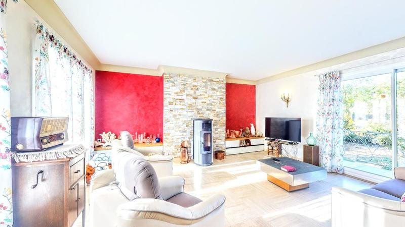 Maison bourgeoise - 376 m² - 8 pièces