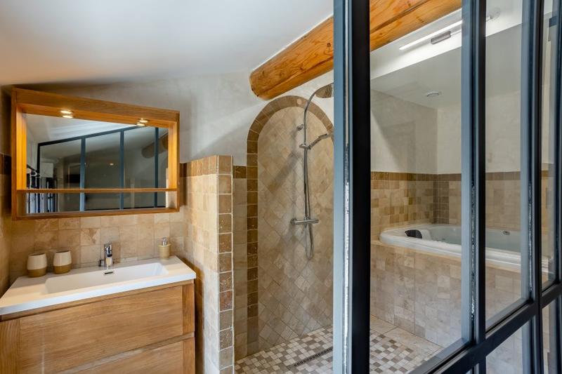 Appartement - 62 m² - 2 pièces