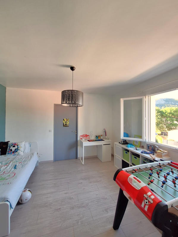 Maison - 128 m² - 4 pièces