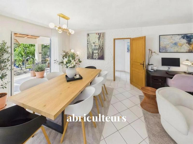 Maison ancienne - 261 m² - 12 pièces