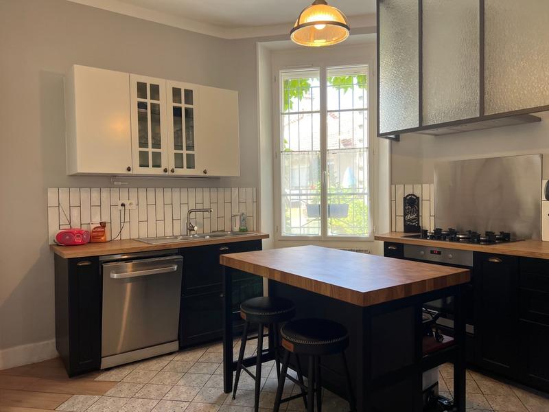 Maison de ville - 144 m² - 6 pièces