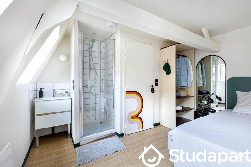 Chambre - 11 m² - 1 pièce