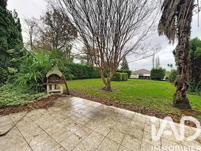 Maison - 96 m² - 4 pièces