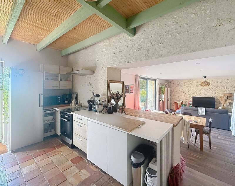 Maison ancienne - 147 m² - 8 pièces