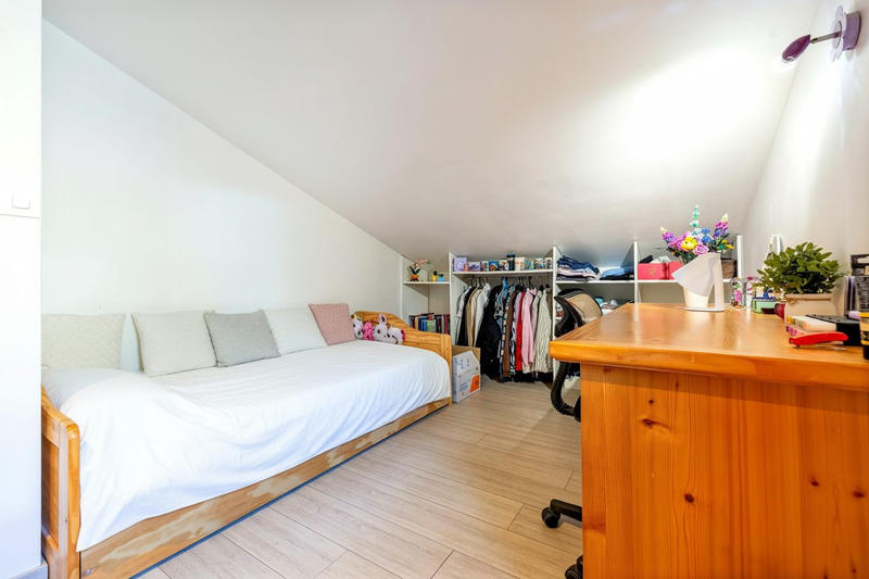 Maison - 90 m² - 6 pièces