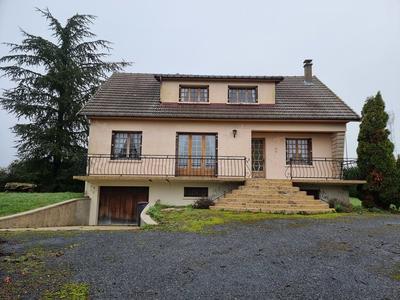 Maison - 142 m² - 7 pièces
