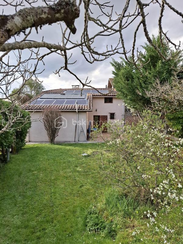 Maison en pierre - 123 m² - 3 pièces