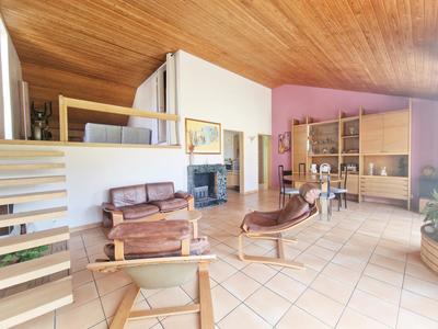 Maison - 112 m² - 5 pièces