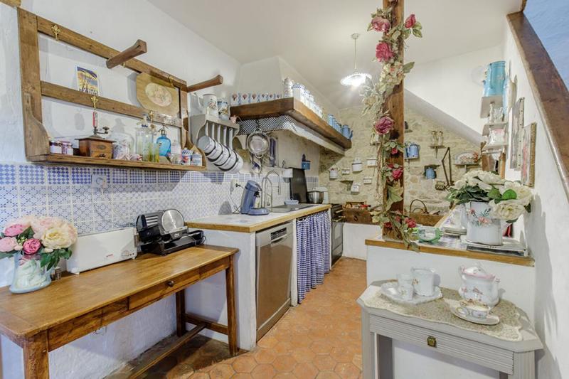 Maison - 241 m² - 7 pièces