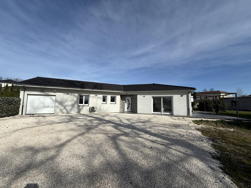 Maison - 139 m² - 5 pièces