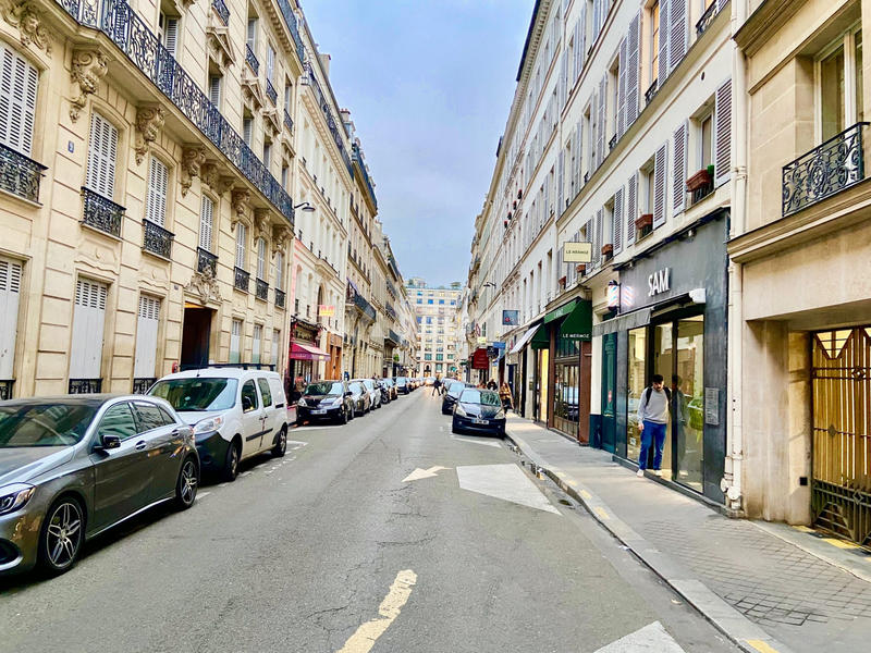 Fonds de commerce - Magasins - 54 m²