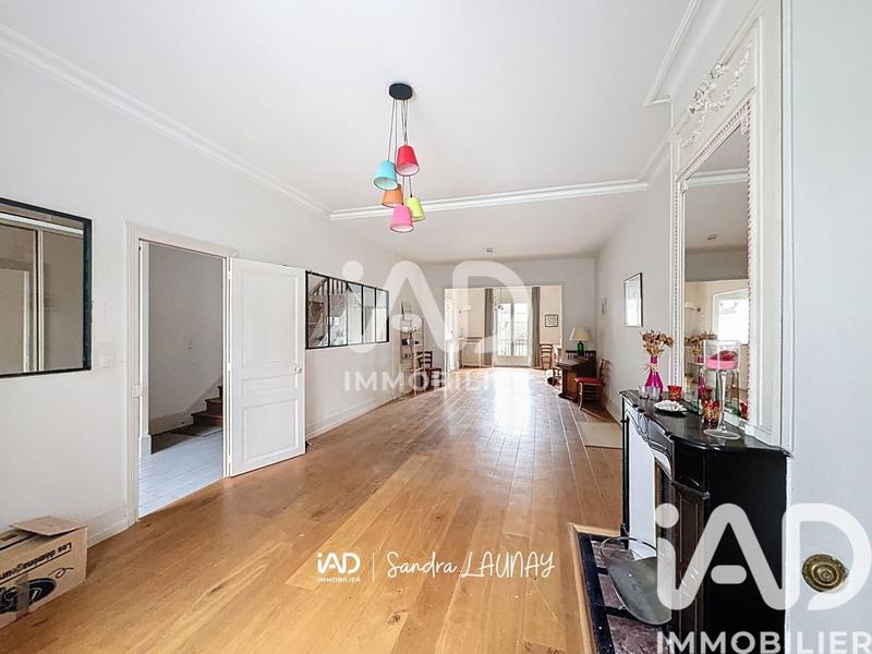 Maison de ville - 207 m² - 9 pièces