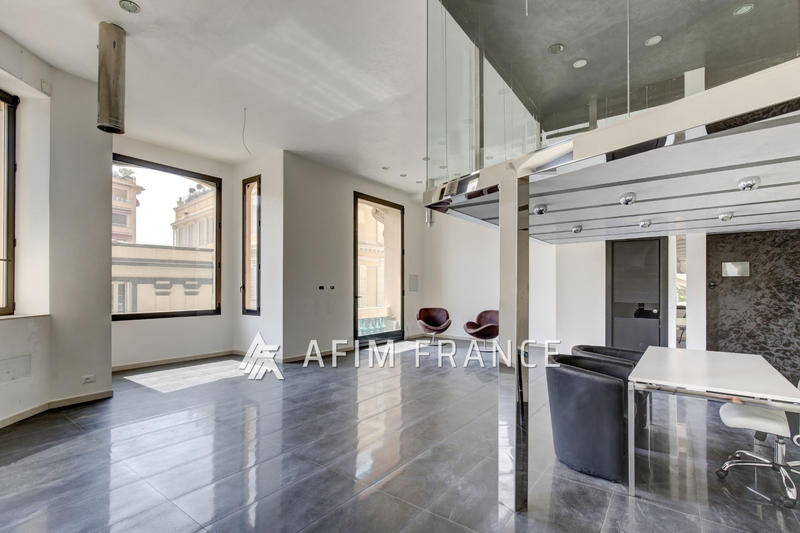 Appartement - 175 m² - 5 pièces