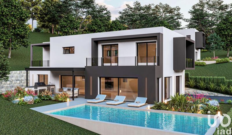 Maison - 197 m² - 6 pièces