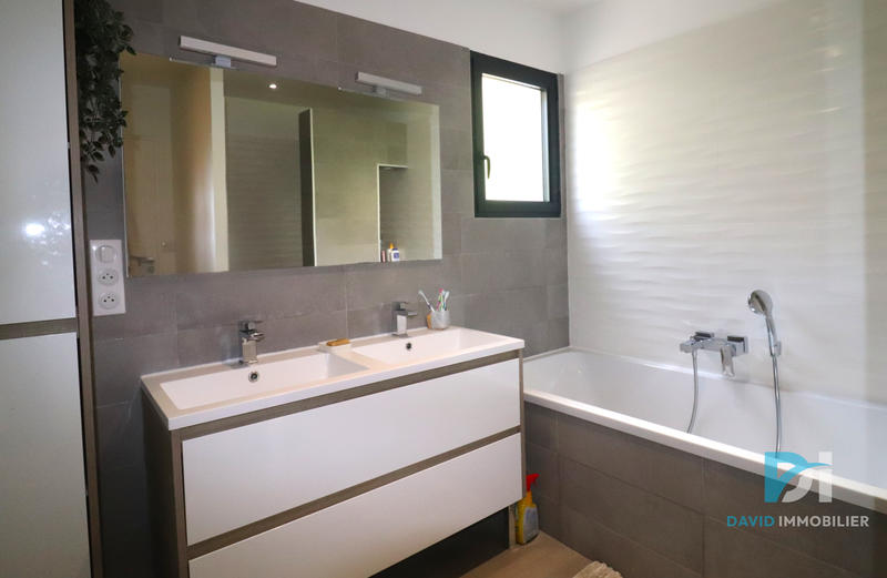 Villa - 150 m² - 5 pièces