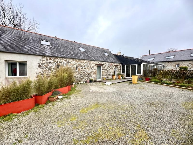 Maison - 150 m² - 7 pièces