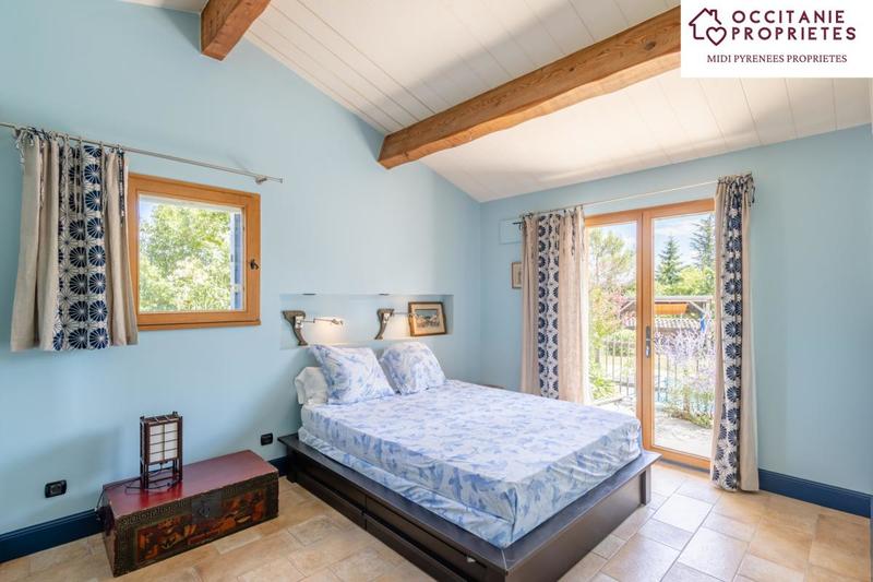 Demeure - 304 m² - 10 pièces