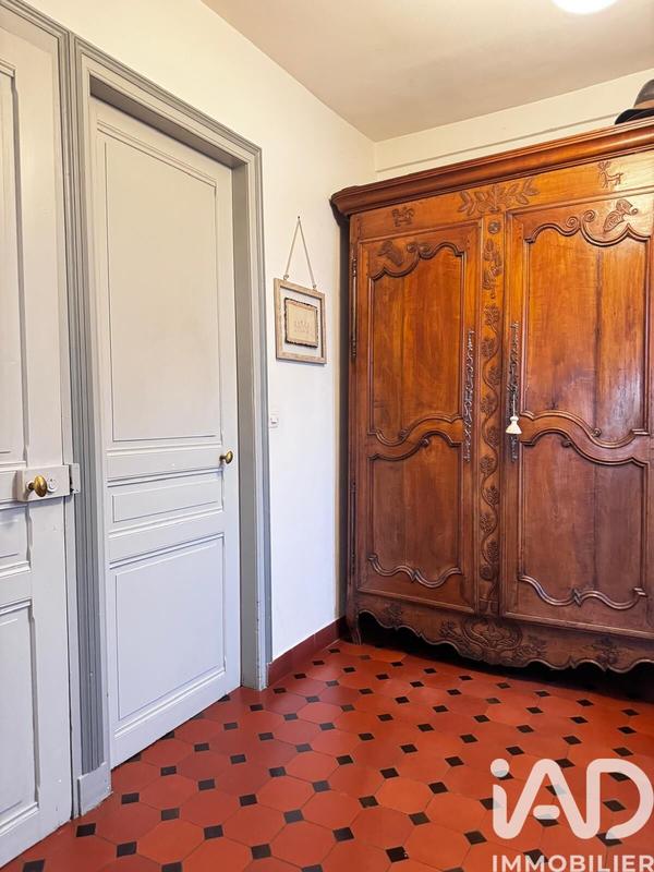 Maison - 261 m² - 10 pièces