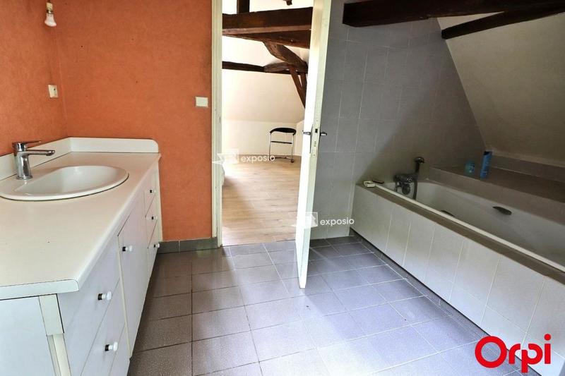 Maison - 210 m² - 9 pièces