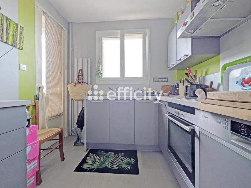 Appartement - 82 m² - 3 pièces