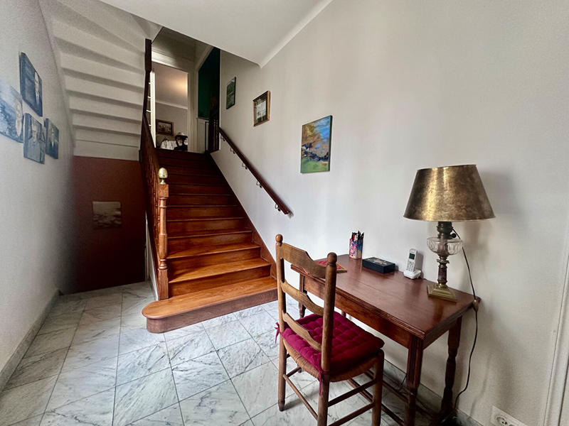 Maison - 224 m² - 10 pièces