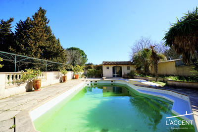 Mas - 135 m² - 8 pièces