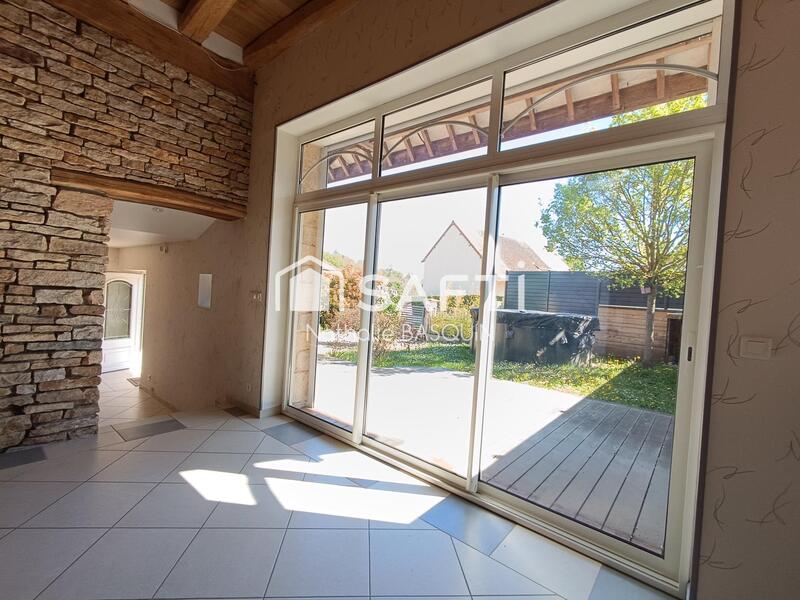 Maison - 175 m² - 6 pièces