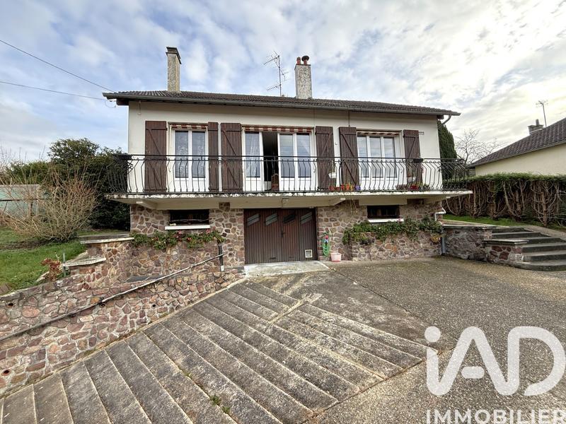 Maison - 97 m² - 4 pièces