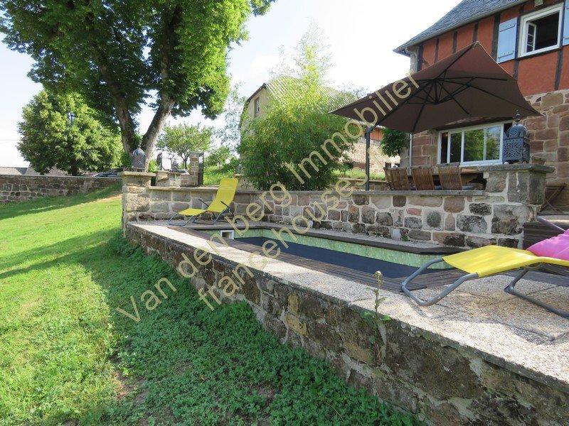 Maison - 184 m² - 6 pièces