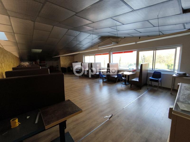 Local commercial - 1 150 m²