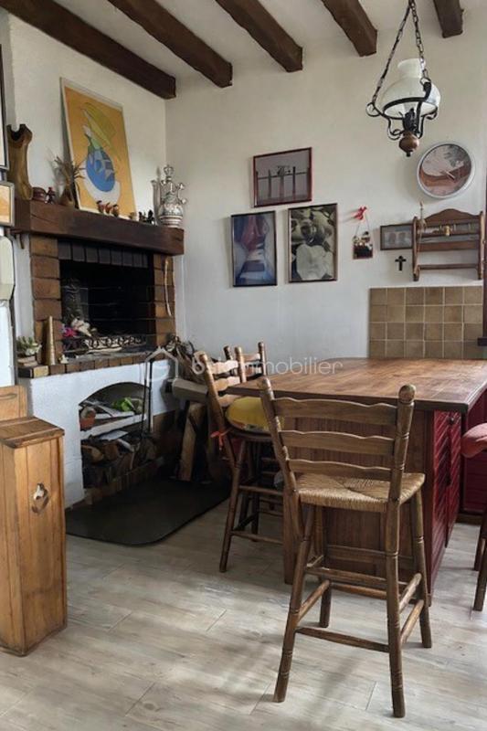 Maison traditionnelle - 156 m² - 6 pièces